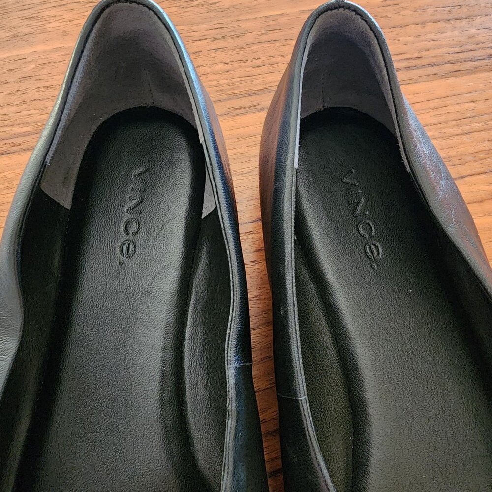 Vince. Lex Asymmetrical Leather Flat - Picture 5 of 5